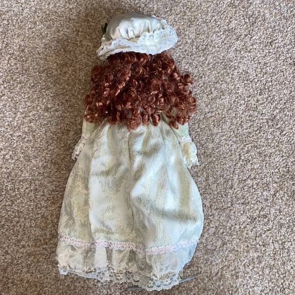 Porcelain Doll - Picture 3 of 13